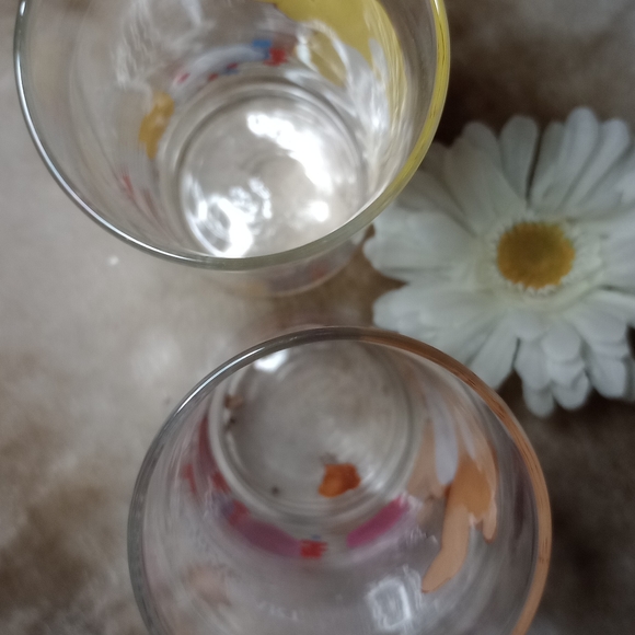 Vintage 1983 Care Bears Glasses Set of 2 Tenderheart Funshine Pizza Hut Limited - Picture 6 of 6